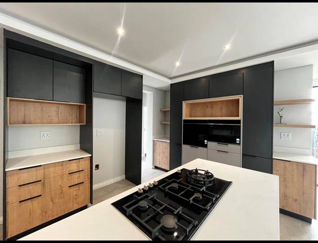 4 BEDROOM HOUSE FOR SALE IN FOUNTAINBROOK ESTATE